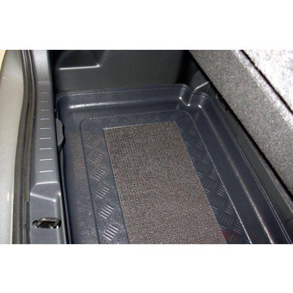 Tavita de portbagaj Toyota Yaris II, caroserie Hatchback, fabricatie 10.2005 – 2011, portbagaj inferior