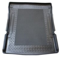 Tavita de portbagaj Volkswagen Caddy Maxi Startline, caroserie Van, fabricatie 10.2007 – 10.2020, in spatele randului 2