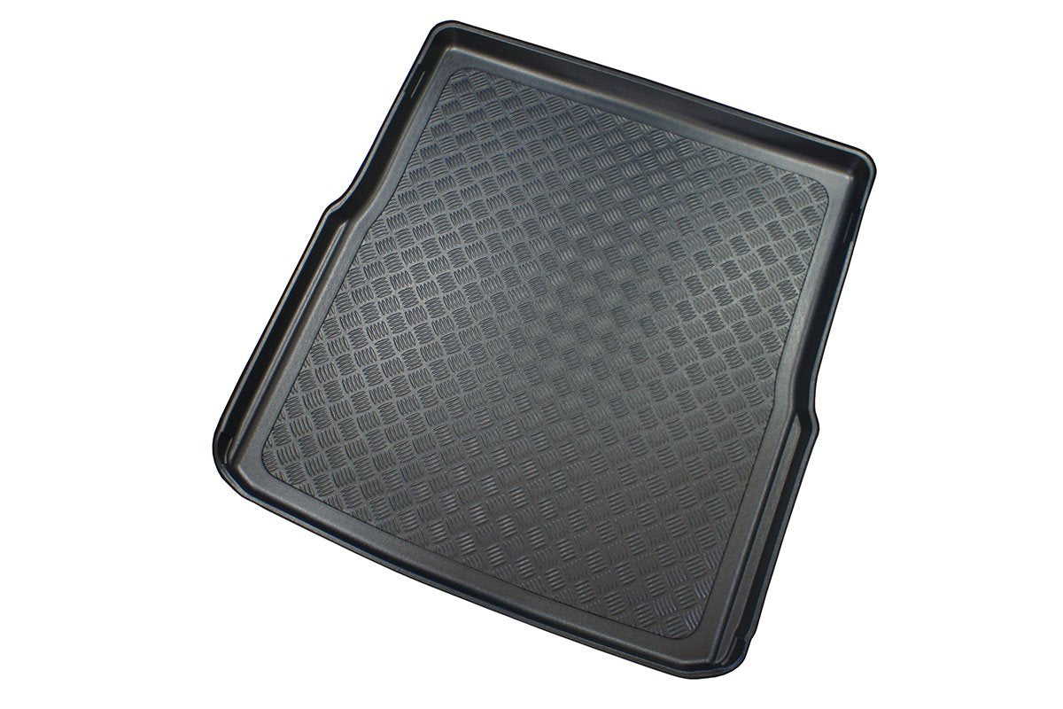 Tavita de portbagaj Volkswagen Passat B8, caroserie Combi, fabricatie 12.2014 – prezent